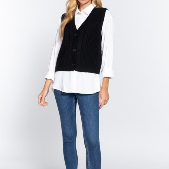 WOMEN'S V-NECK BUTTON DOWN CABLE SWEATER VEST CROPPED - Picture 3 of 4